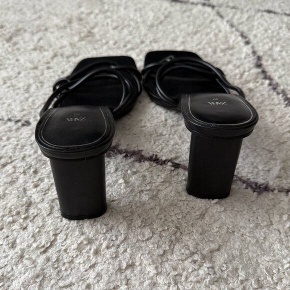 Zara Strappy Black Small Block Heel size 9 - Picture 4 of 5